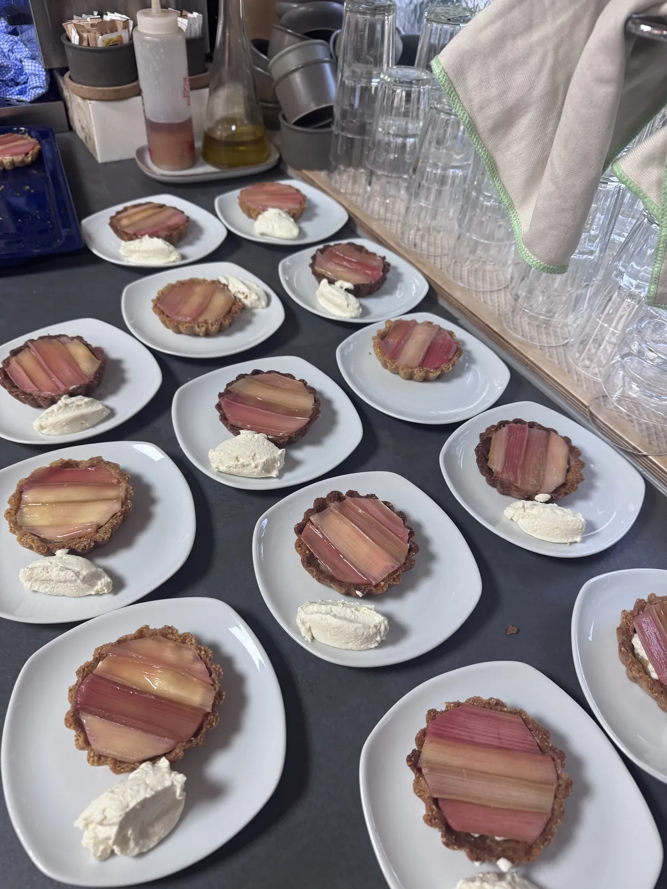 Rhubarb, ricotta and almond tarts with orange cream